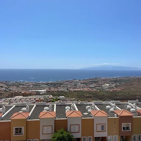 Sunset View 2 Bedroom 아파트 *